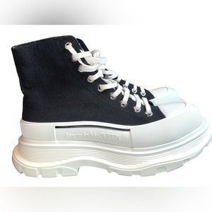 Alexander McQueen Tread Slick Boots